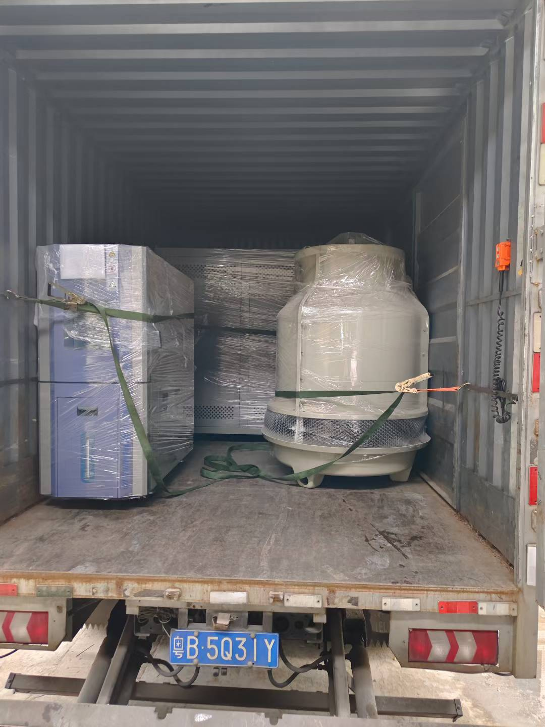 裝車出貨 裝車出貨